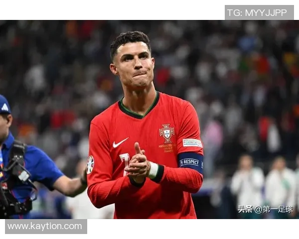 全球足球最帅九大球星盘点 每一位都是魅力与才华并存的典范 全球足球最帅九大球星盘点 每一位都是魅力与才华并存的典范