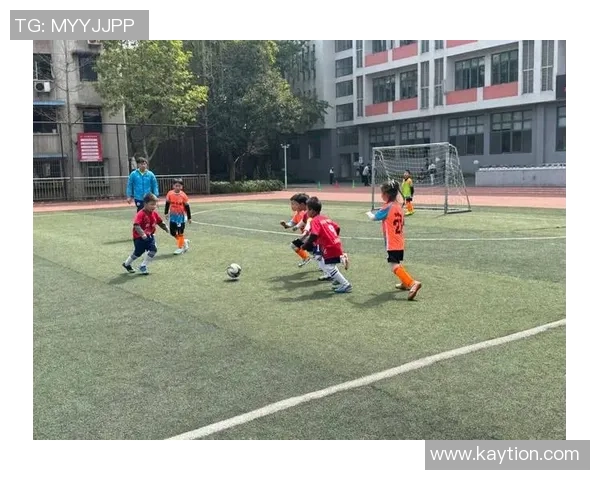 当足球巨星踏入大学校园开启知识与竞技并进的新征程