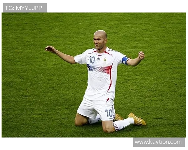 法国足球历史上最杰出的球星是谁他在世界足坛的地位如何 法国足球历史上最杰出的球星是谁他在世界足坛的地位如何